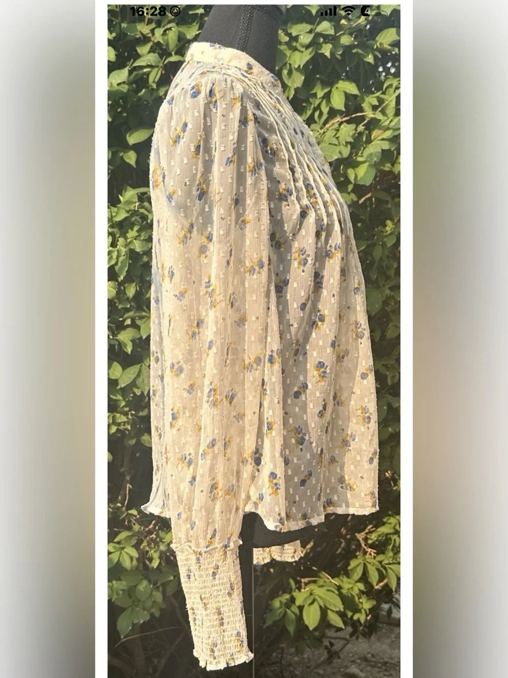 Free People Womens Blouse Beige Floral Button Up Pleated Long Sleeve Top Size SP